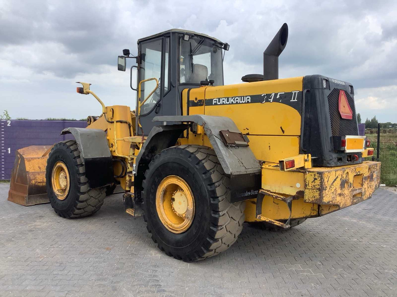 2001 - FURUKAWA - 345-II - SHOVEL/WHEEL LOADER - Radlader: das Bild 3 2001 - FURUKAWA - 345-II - SHOVEL/WHEEL LOADER - Radlader: das Bild 3
