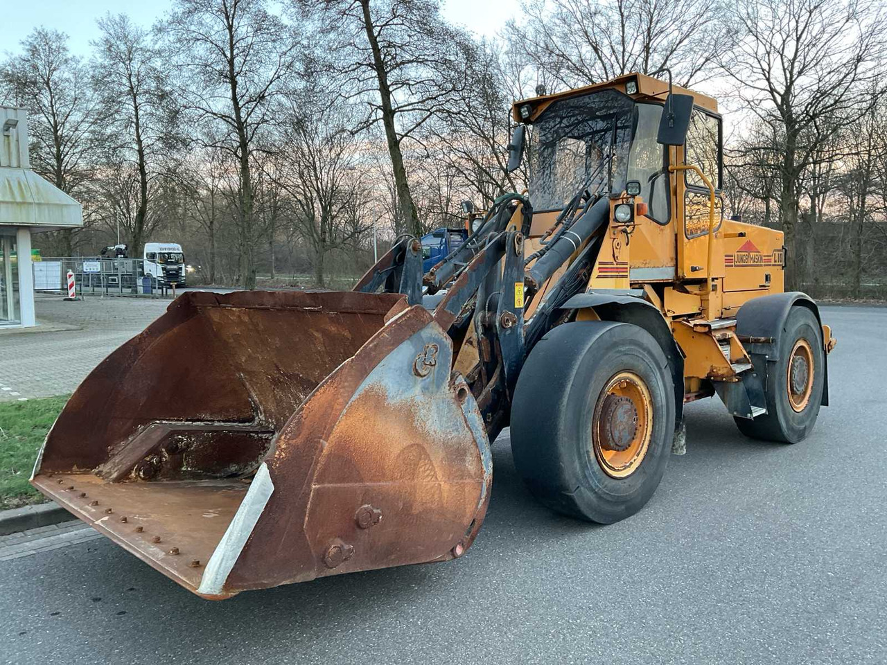 2001 LJUNGBY MASKIN L-10 SHOVEL / WHEEL LOADER - Radlader: das Bild 1 2001 LJUNGBY MASKIN L-10 SHOVEL / WHEEL LOADER - Radlader: das Bild 1