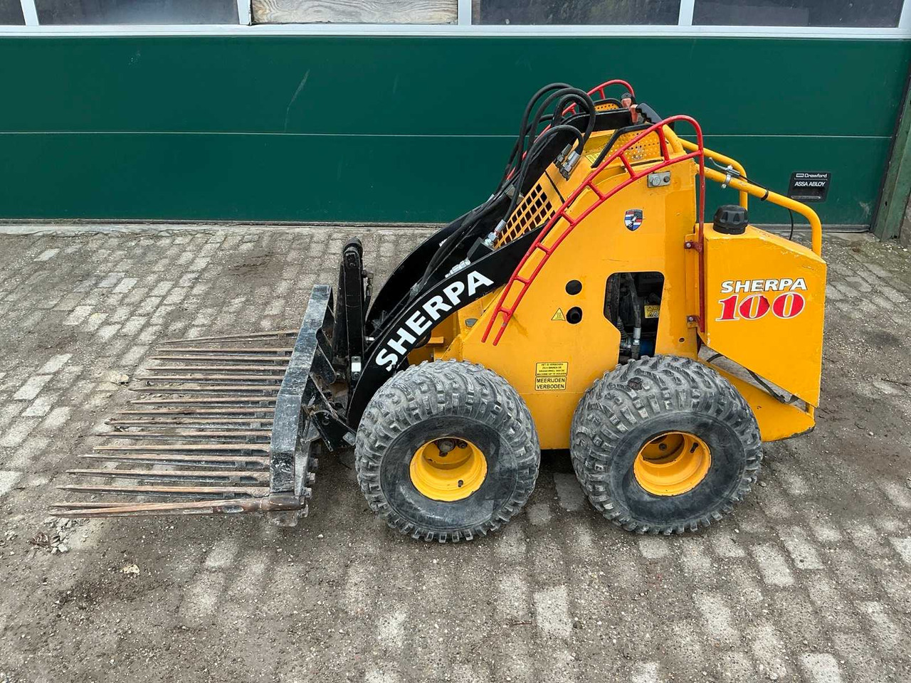 2003 SHERPA 100 SKID STEER LOADER - Deltalader: das Bild 3 2003 SHERPA 100 SKID STEER LOADER - Deltalader: das Bild 3