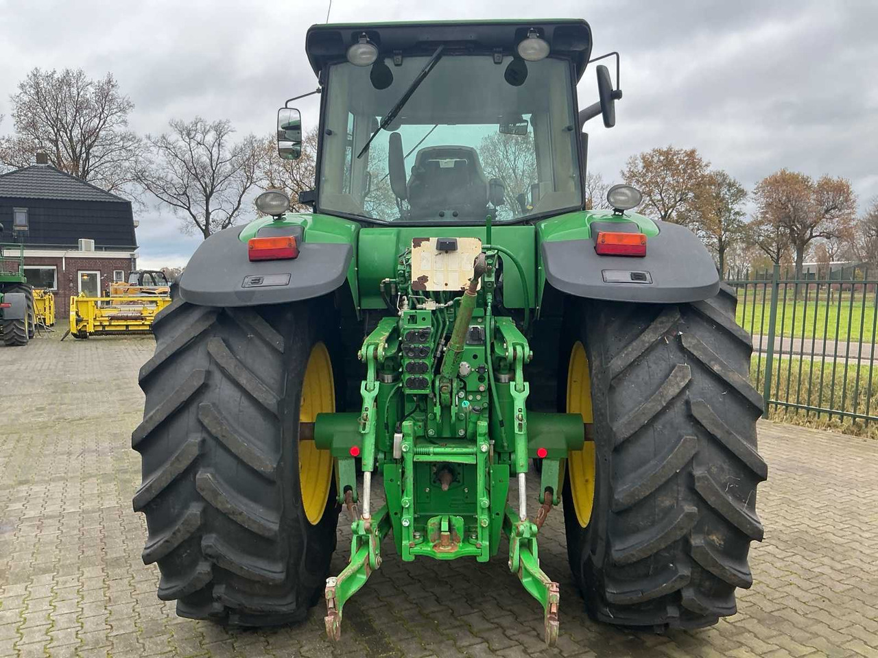 2007 JOHN DEERE 7830 FOUR WHEEL DRIVE FARM TRACTOR - Traktor: das Bild 4 2007 JOHN DEERE 7830 FOUR WHEEL DRIVE FARM TRACTOR - Traktor: das Bild 4