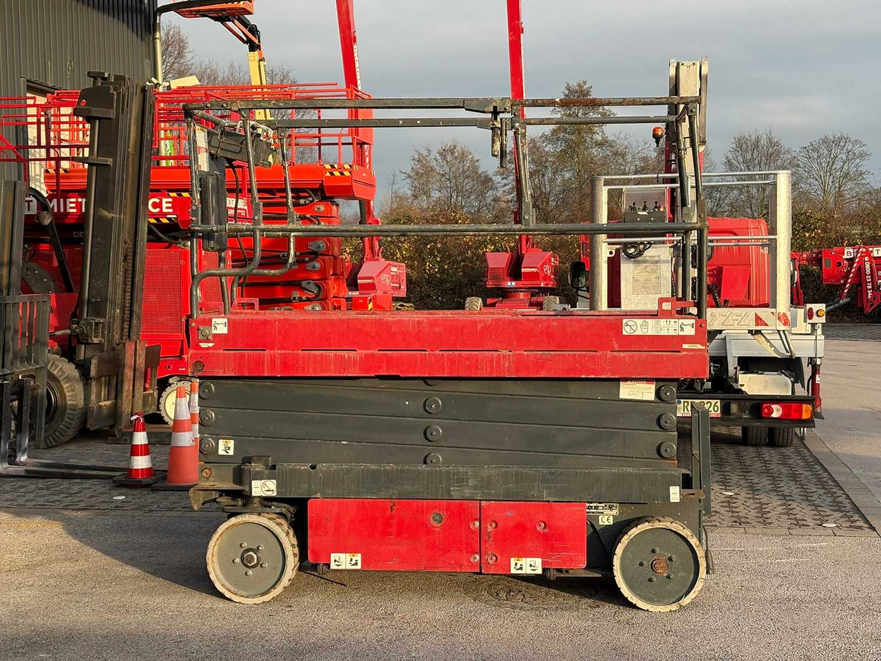 2012 AICHI SV08C NL TELESCOPIC LIFT - Arbeitsbühne: das Bild 3 2012 AICHI SV08C NL TELESCOPIC LIFT - Arbeitsbühne: das Bild 3