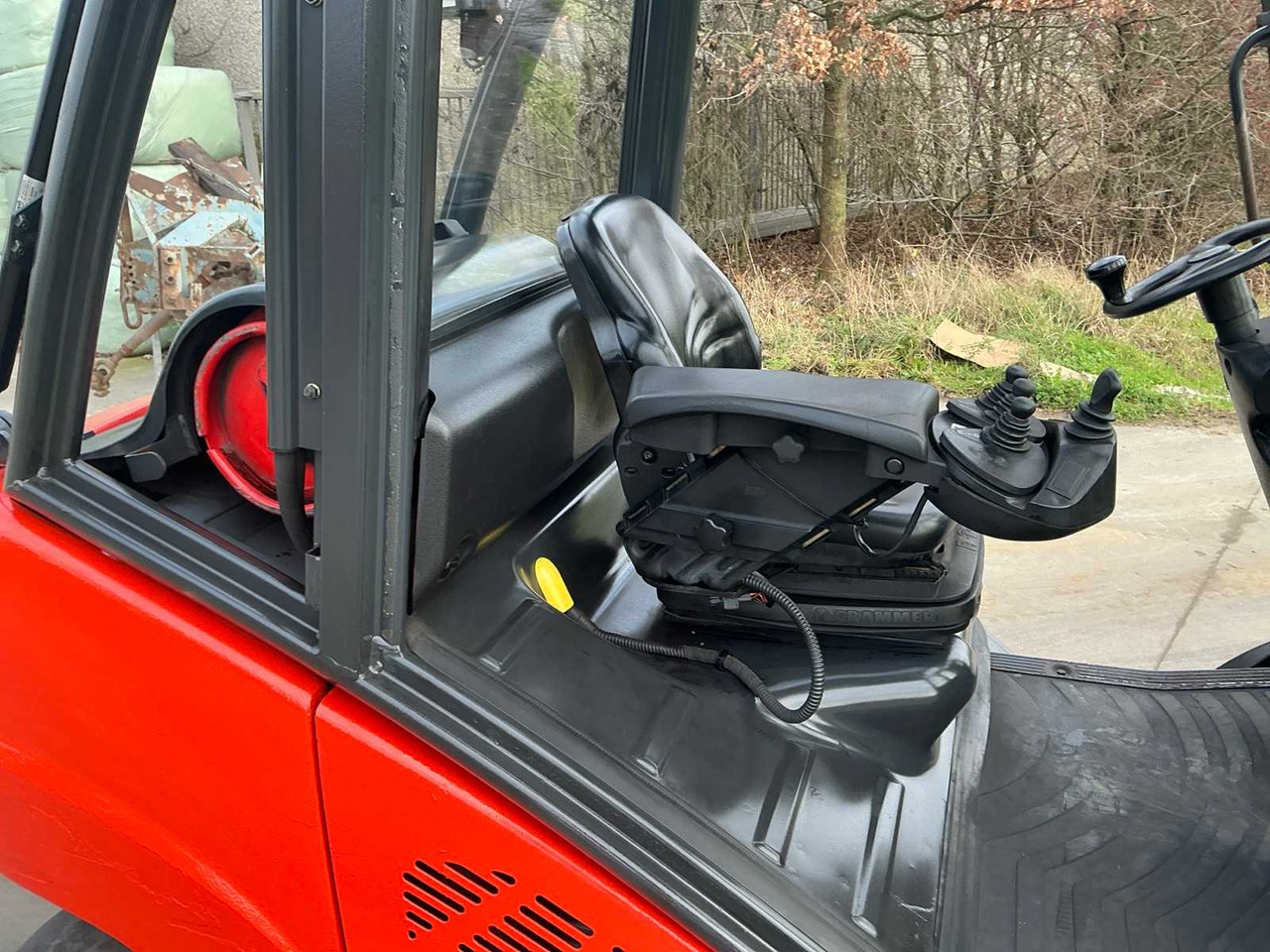 Gabelstapler 2012 LINDE H30T-01 FORKLIFT: das Bild 24 Gabelstapler 2012 LINDE H30T-01 FORKLIFT: das Bild 24