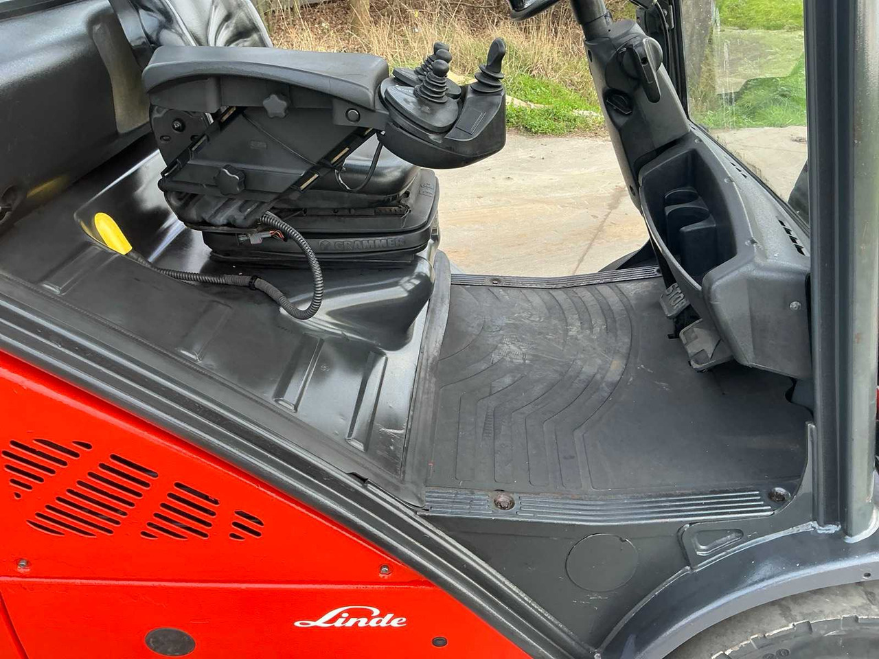 Gabelstapler 2012 LINDE H30T-01 FORKLIFT: das Bild 23 Gabelstapler 2012 LINDE H30T-01 FORKLIFT: das Bild 23