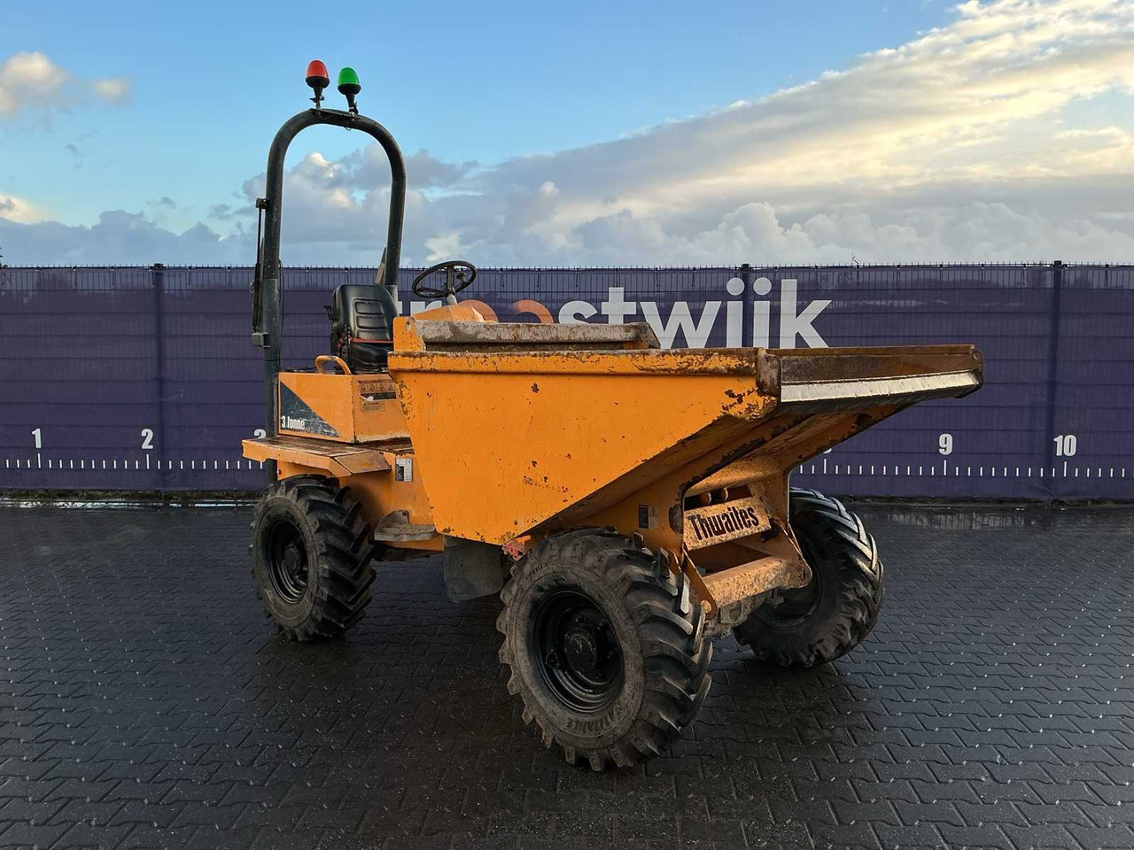 2014 THWAITES 3 TONNE DUMPER - Mini-Kipper: das Bild 2 2014 THWAITES 3 TONNE DUMPER - Mini-Kipper: das Bild 2