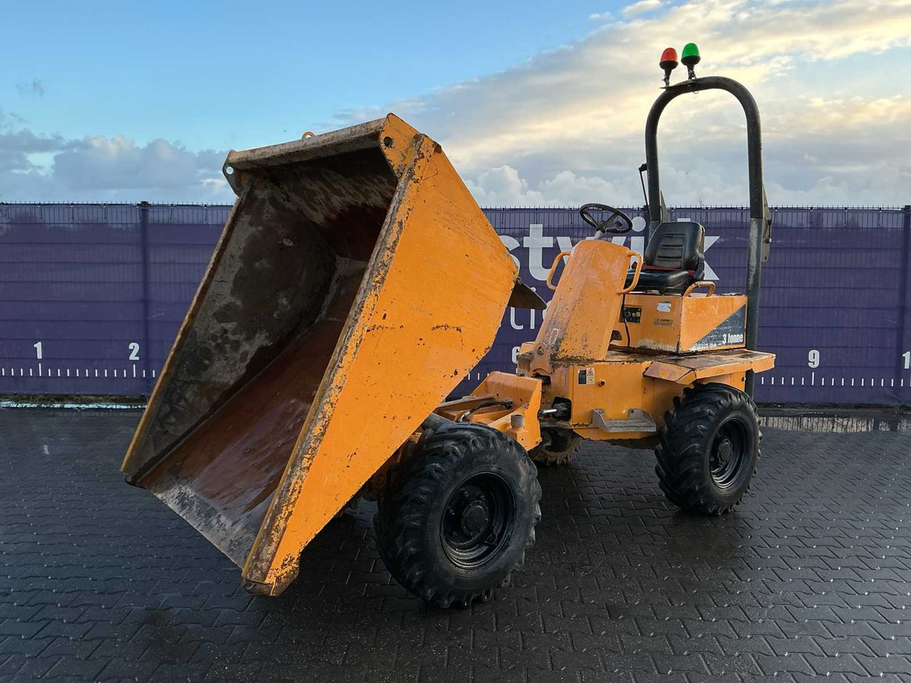 2014 THWAITES 3 TONNE DUMPER - Mini-Kipper: das Bild 5 2014 THWAITES 3 TONNE DUMPER - Mini-Kipper: das Bild 5