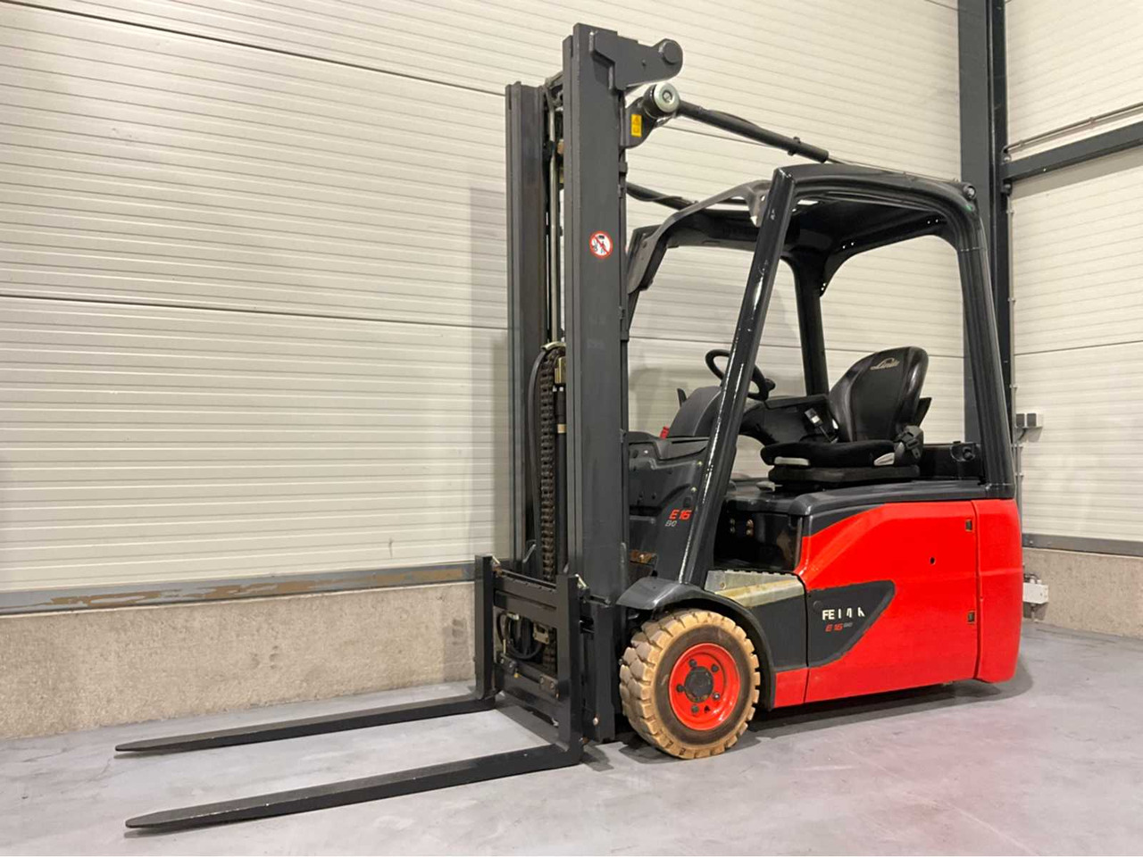 2015 LINDE E16-02 1600KG 3915HOUR FORKLIFT - Gabelstapler: das Bild 1 2015 LINDE E16-02 1600KG 3915HOUR FORKLIFT - Gabelstapler: das Bild 1