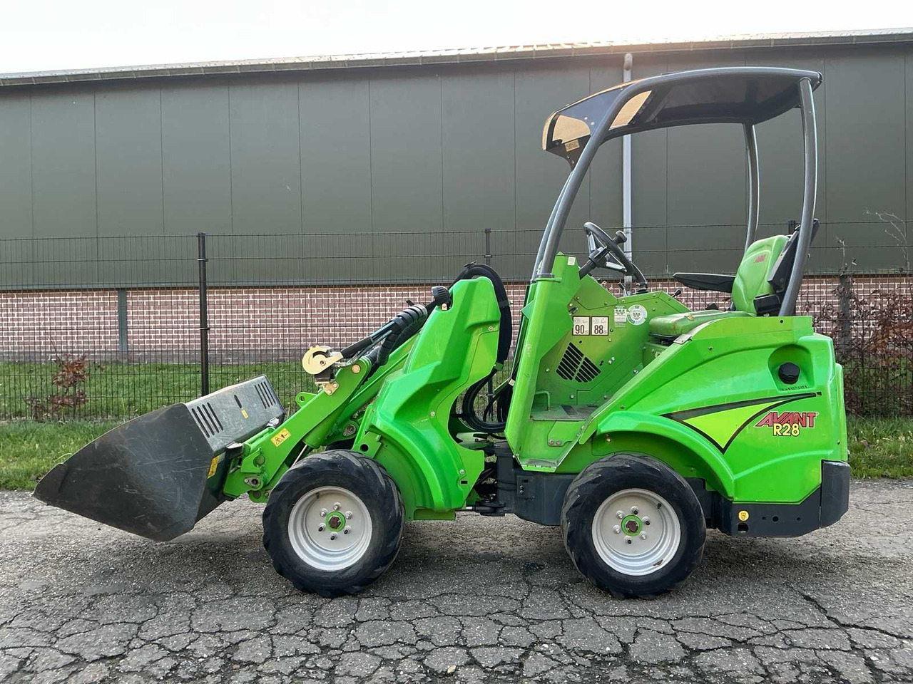 2018 AVANT M528 SHOVEL - Radlader: das Bild 2 2018 AVANT M528 SHOVEL - Radlader: das Bild 2