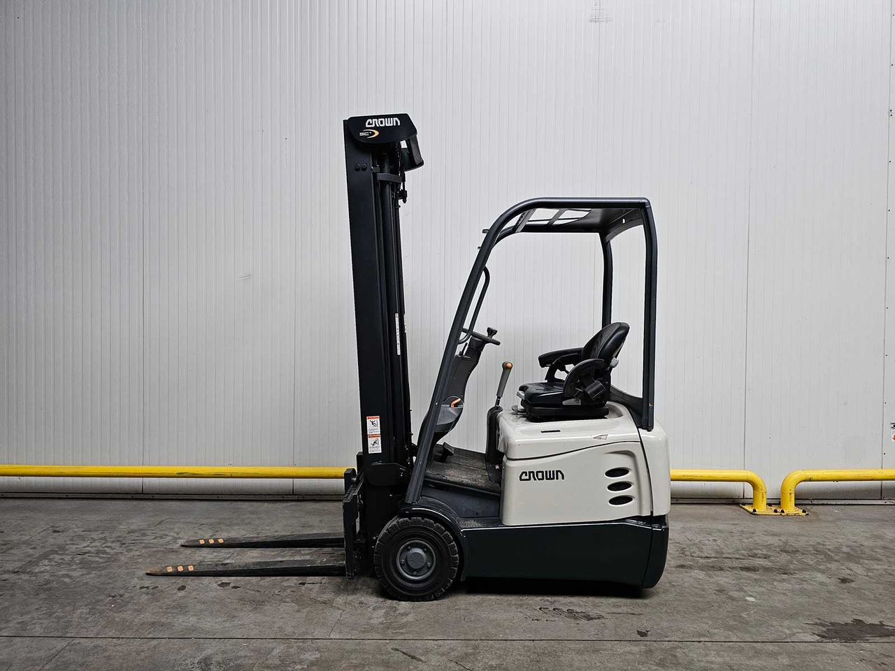 2018 CROWN SCT6010-1.3 FORKLIFT - Gabelstapler: das Bild 3 2018 CROWN SCT6010-1.3 FORKLIFT - Gabelstapler: das Bild 3