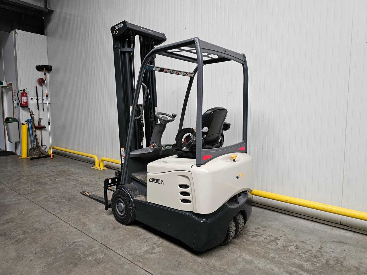 2018 CROWN SCT6010-1.3 FORKLIFT - Gabelstapler: das Bild 4 2018 CROWN SCT6010-1.3 FORKLIFT - Gabelstapler: das Bild 4