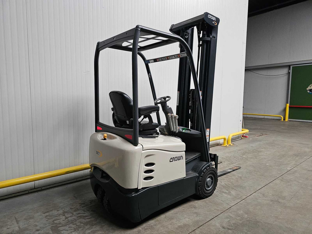 2018 CROWN SCT6010-1.3 FORKLIFT - Gabelstapler: das Bild 5 2018 CROWN SCT6010-1.3 FORKLIFT - Gabelstapler: das Bild 5
