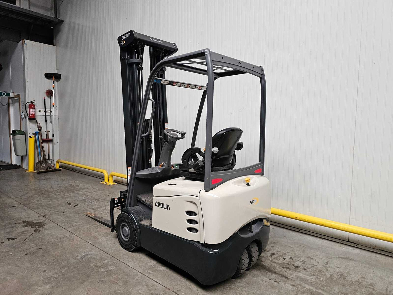 2018 CROWN SCT6010-1.3 FORKLIFT - Gabelstapler: das Bild 4 2018 CROWN SCT6010-1.3 FORKLIFT - Gabelstapler: das Bild 4
