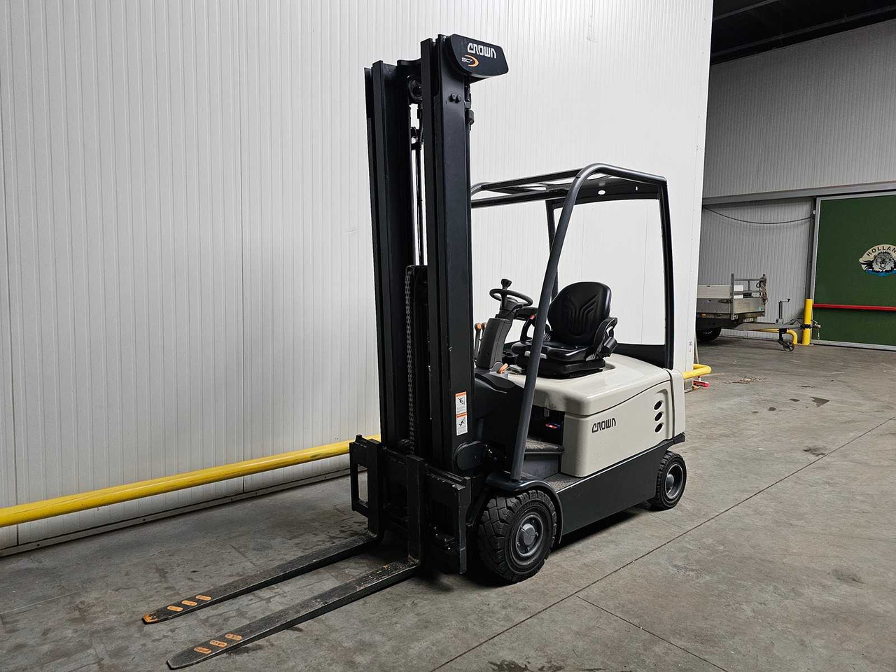 2018 CROWN SCT6040-1.6 FORKLIFT - Gabelstapler: das Bild 1 2018 CROWN SCT6040-1.6 FORKLIFT - Gabelstapler: das Bild 1