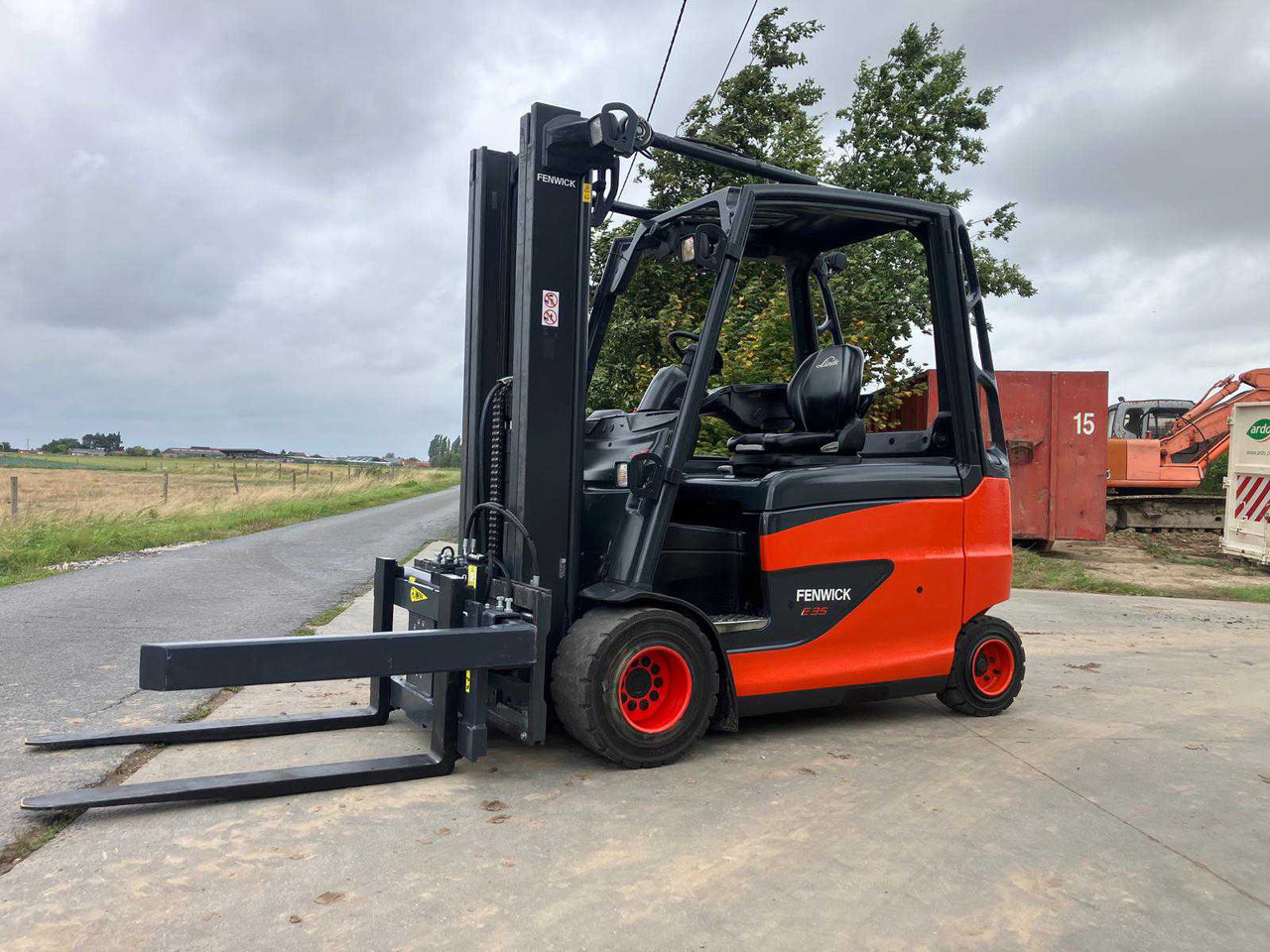 2018 LINDE E35 FORKLIFT - Gabelstapler: das Bild 1 2018 LINDE E35 FORKLIFT - Gabelstapler: das Bild 1