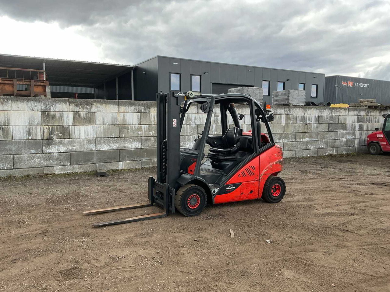 2018 LINDE H25 FORKLIFT - Gabelstapler: das Bild 1 2018 LINDE H25 FORKLIFT - Gabelstapler: das Bild 1