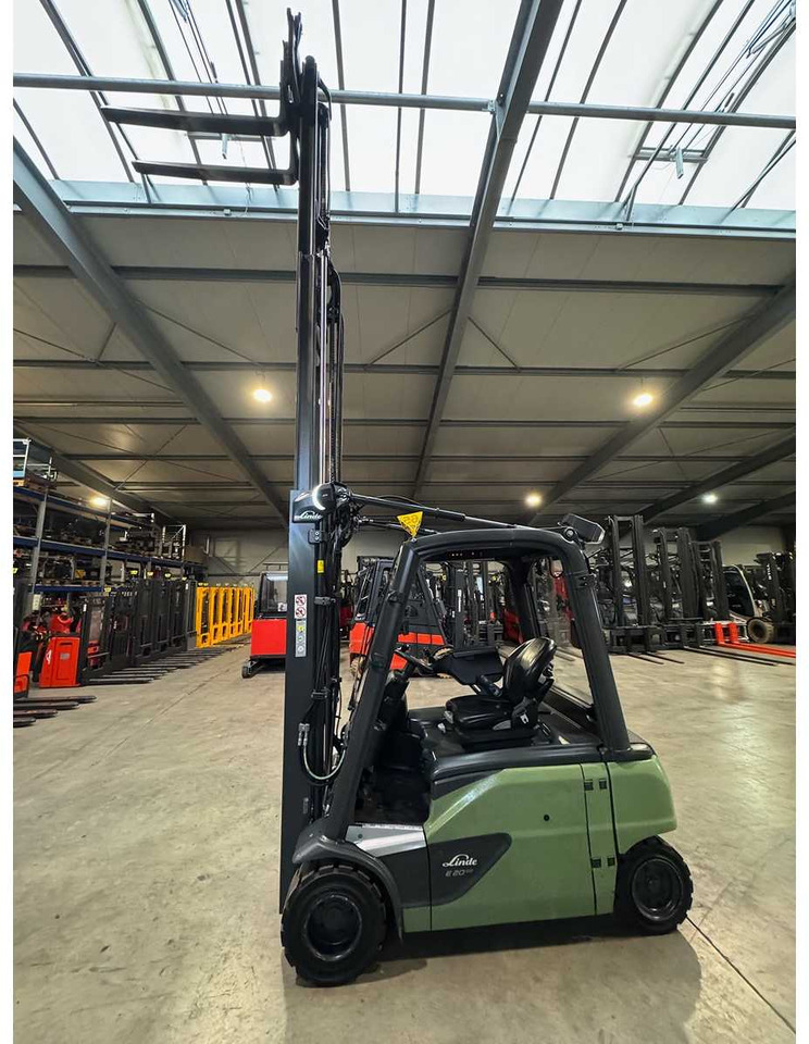 2019 SERVICE+UVV 12/2026 LINDE E20PL 2,000KG TRIPLEX 3RD + 4TH VALVE 4X TIRES NEW ELECTRIC FORKLIFT 5,286 HOURS - Gabelstapler: das Bild 4 2019 SERVICE+UVV 12/2026 LINDE E20PL 2,000KG TRIPLEX 3RD + 4TH VALVE 4X TIRES NEW ELECTRIC FORKLIFT 5,286 HOURS - Gabelstapler: das Bild 4