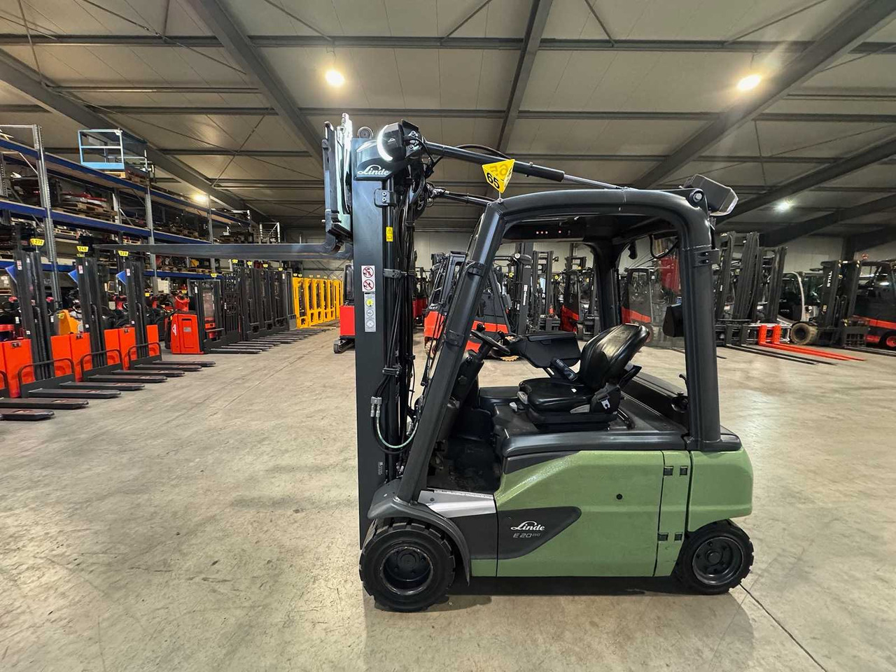 2019 SERVICE+UVV 12/2026 LINDE E20PL 2,000KG TRIPLEX 3RD + 4TH VALVE 4X TIRES NEW ELECTRIC FORKLIFT 5,286 HOURS - Gabelstapler: das Bild 1 2019 SERVICE+UVV 12/2026 LINDE E20PL 2,000KG TRIPLEX 3RD + 4TH VALVE 4X TIRES NEW ELECTRIC FORKLIFT 5,286 HOURS - Gabelstapler: das Bild 1