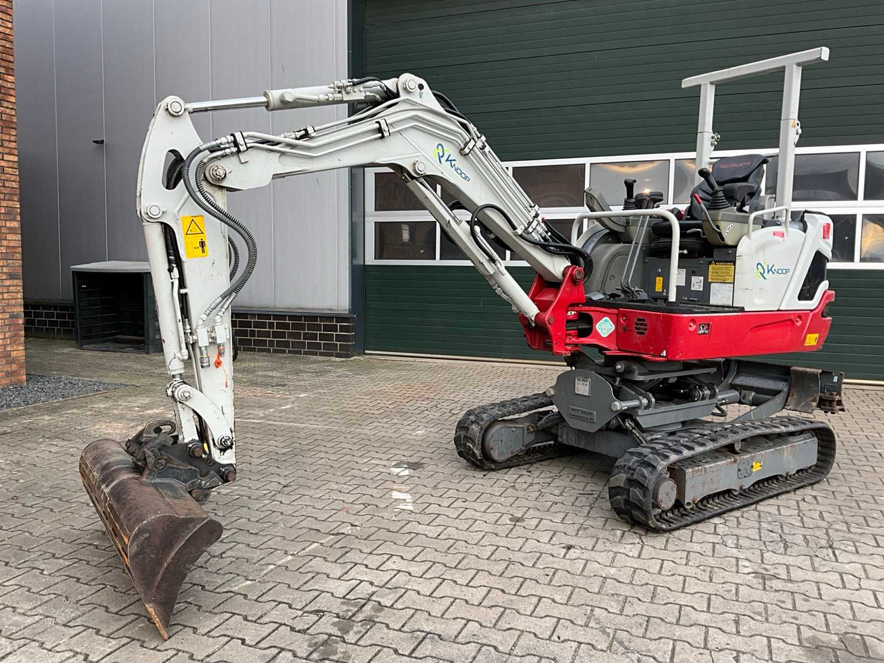 2019 TAKEUCHI TB225 CANOPY MINI EXCAVATOR - Minibagger: das Bild 1 2019 TAKEUCHI TB225 CANOPY MINI EXCAVATOR - Minibagger: das Bild 1
