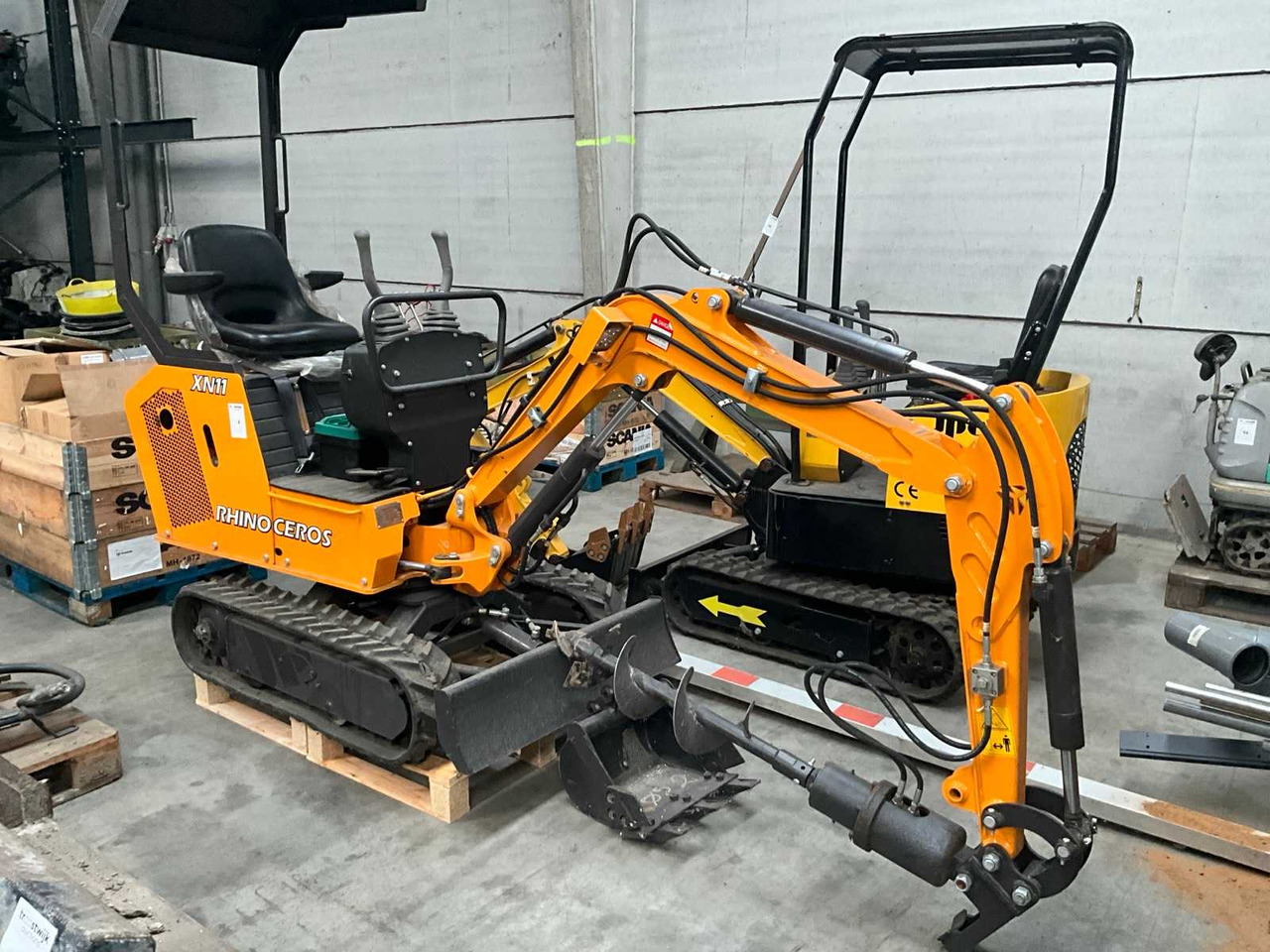 2022 RHINO CEROS XN11 MINI EXCAVATOR - Minibagger: das Bild 2 2022 RHINO CEROS XN11 MINI EXCAVATOR - Minibagger: das Bild 2
