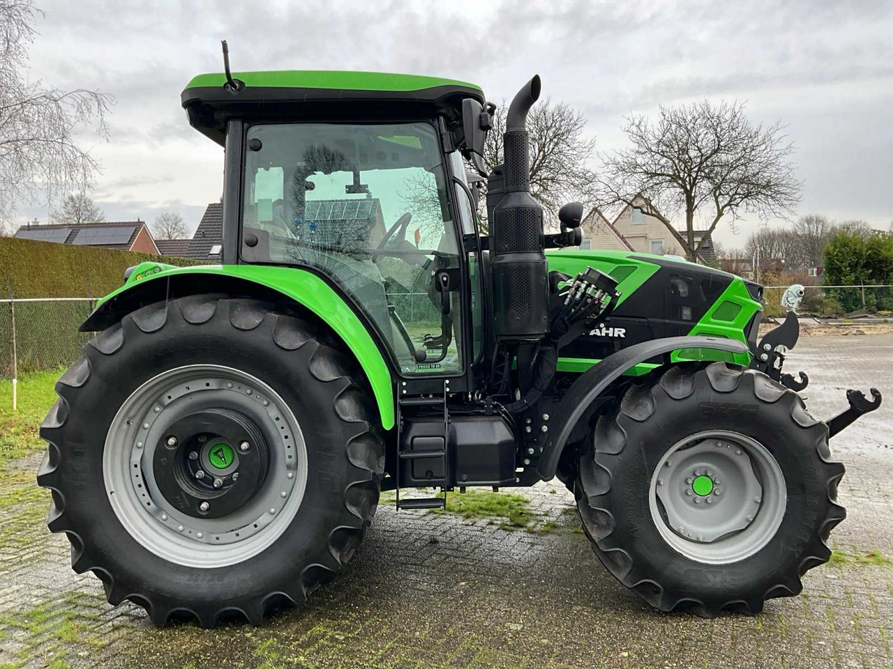 2023 DEUTZ-FAHR 6125 C TTV VARIO ALL-WHEEL DRIVE FARM TRACTOR - Traktor: das Bild 5 2023 DEUTZ-FAHR 6125 C TTV VARIO ALL-WHEEL DRIVE FARM TRACTOR - Traktor: das Bild 5