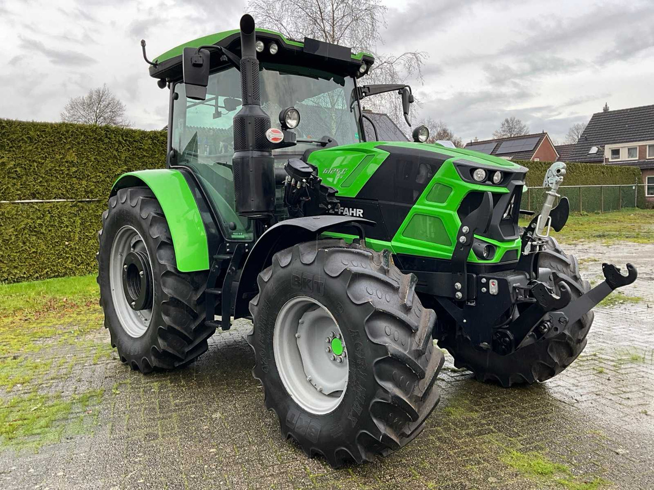 2023 DEUTZ-FAHR 6125 C TTV VARIO ALL-WHEEL DRIVE FARM TRACTOR - Traktor: das Bild 4 2023 DEUTZ-FAHR 6125 C TTV VARIO ALL-WHEEL DRIVE FARM TRACTOR - Traktor: das Bild 4