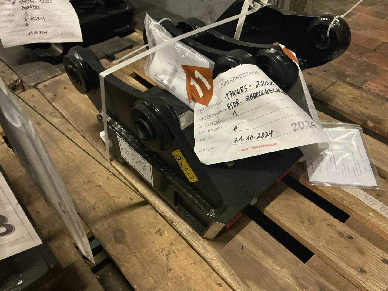 2024 YANMAR HC08-2V QUICK COUPLER, HYDR. - Radlader: das Bild 2 2024 YANMAR HC08-2V QUICK COUPLER, HYDR. - Radlader: das Bild 2