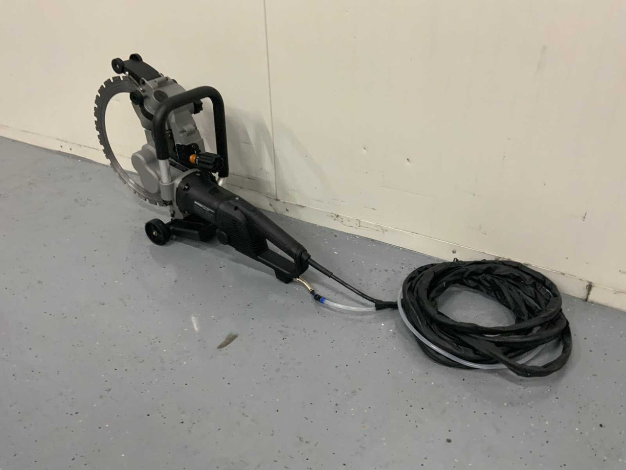 AC8400 - Betontechnik: das Bild 5 AC8400 - Betontechnik: das Bild 5