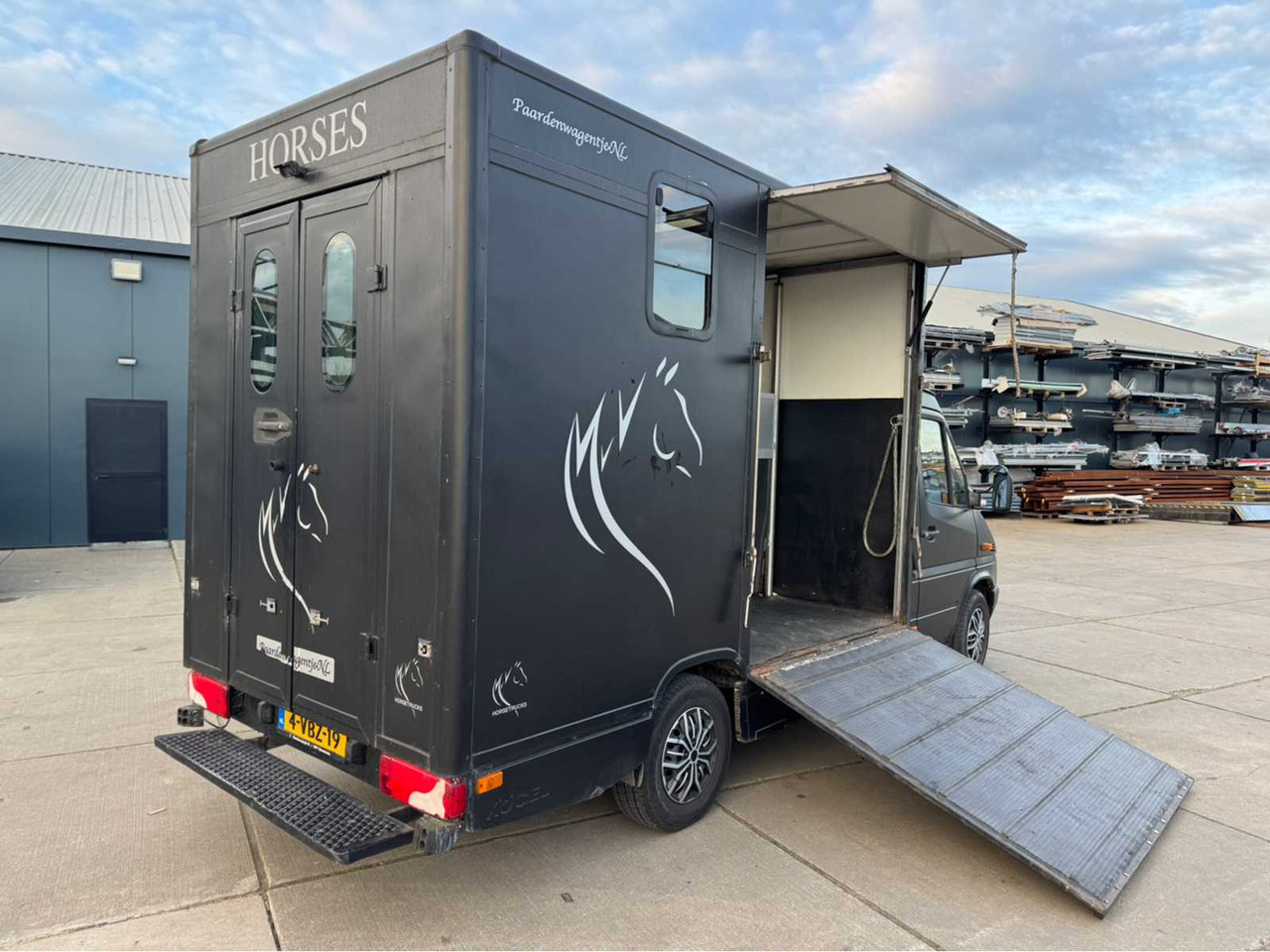 2002 MERCEDES-BENZ SPRINTER 903,6 P HORSE TRUCK - Anhänger: das Bild 5 2002 MERCEDES-BENZ SPRINTER 903,6 P HORSE TRUCK - Anhänger: das Bild 5