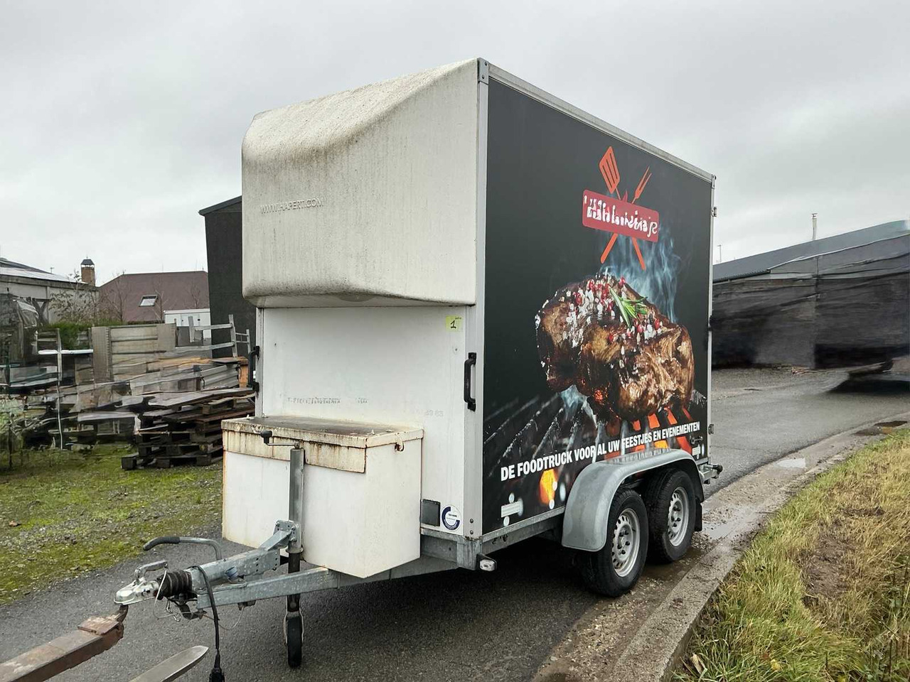 2015 HAPERT TA FOODTRUCK - Anhänger: das Bild 2 2015 HAPERT TA FOODTRUCK - Anhänger: das Bild 2