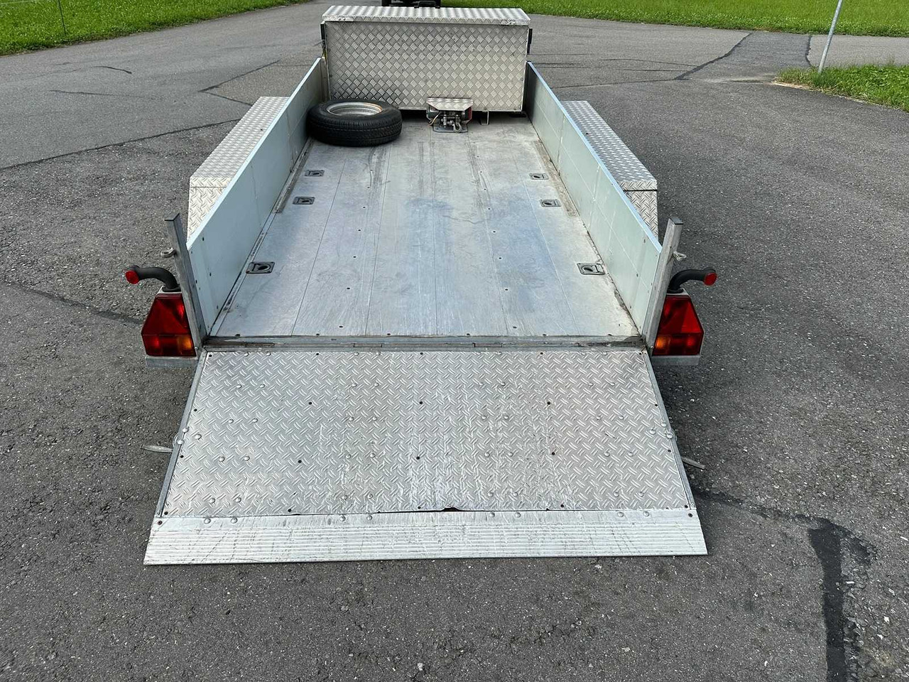 HUMBAUR - HT 3000 - 2008 - SENKOMAT - Anhänger: das Bild 1 HUMBAUR - HT 3000 - 2008 - SENKOMAT - Anhänger: das Bild 1