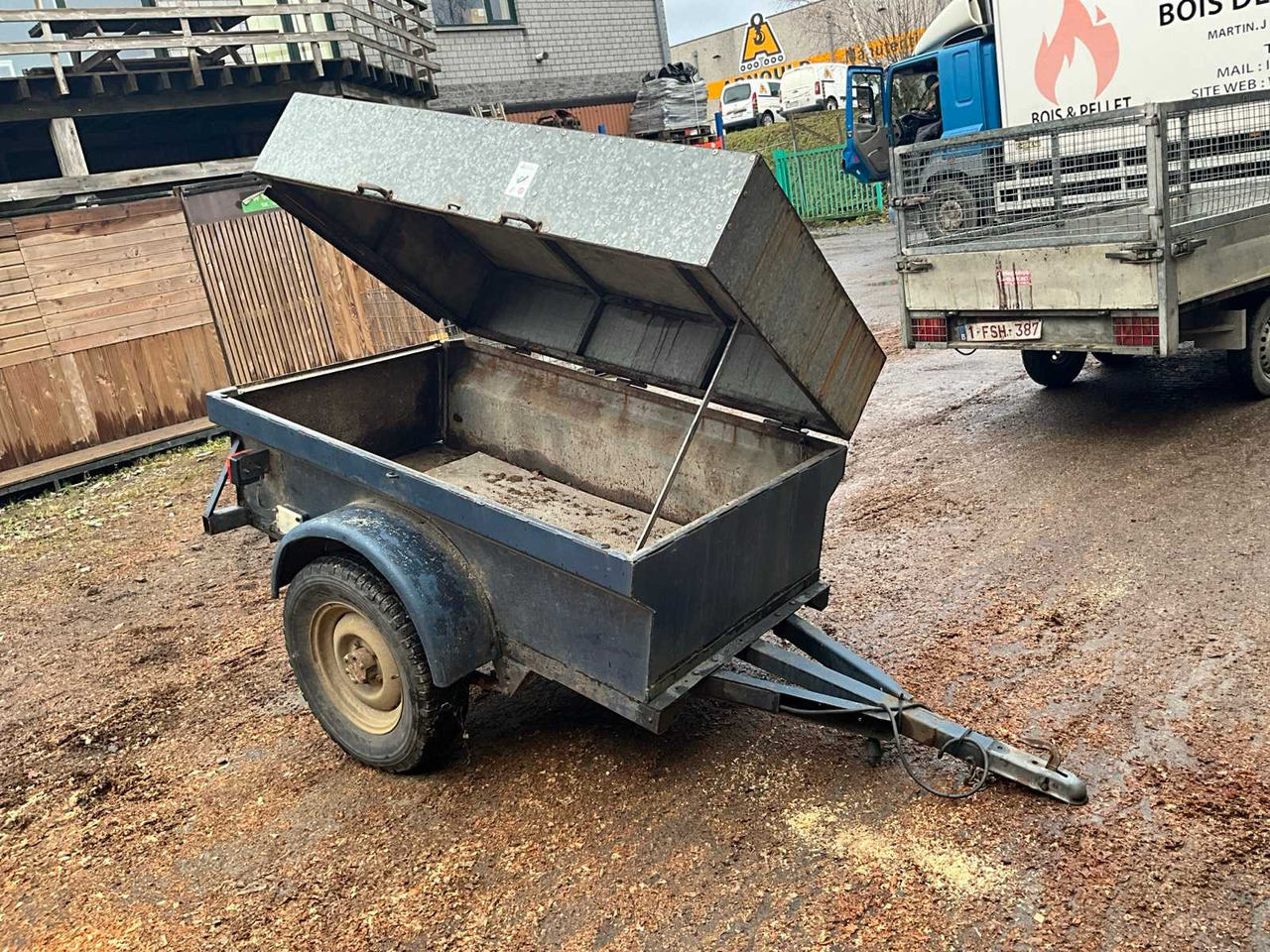 TRAILER - Anhänger: das Bild 1 TRAILER - Anhänger: das Bild 1