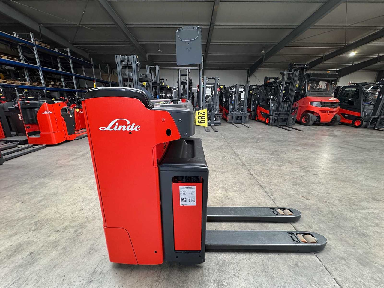 BATTERY 46/2023 BJ.2020 SERVICE + UVV 08/2026 LINDE T20R PALLET TRUCK STACKER ANT 4,715 HOURS - Gabelstapler: das Bild 2 BATTERY 46/2023 BJ.2020 SERVICE + UVV 08/2026 LINDE T20R PALLET TRUCK STACKER ANT 4,715 HOURS - Gabelstapler: das Bild 2