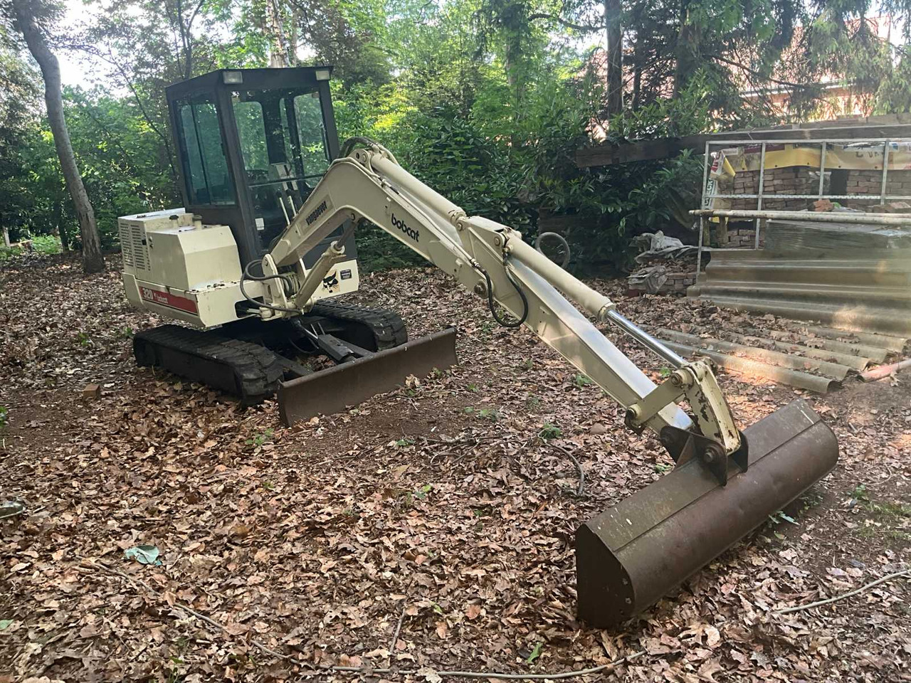 BOBCAT 231 - Minibagger: das Bild 3 BOBCAT 231 - Minibagger: das Bild 3