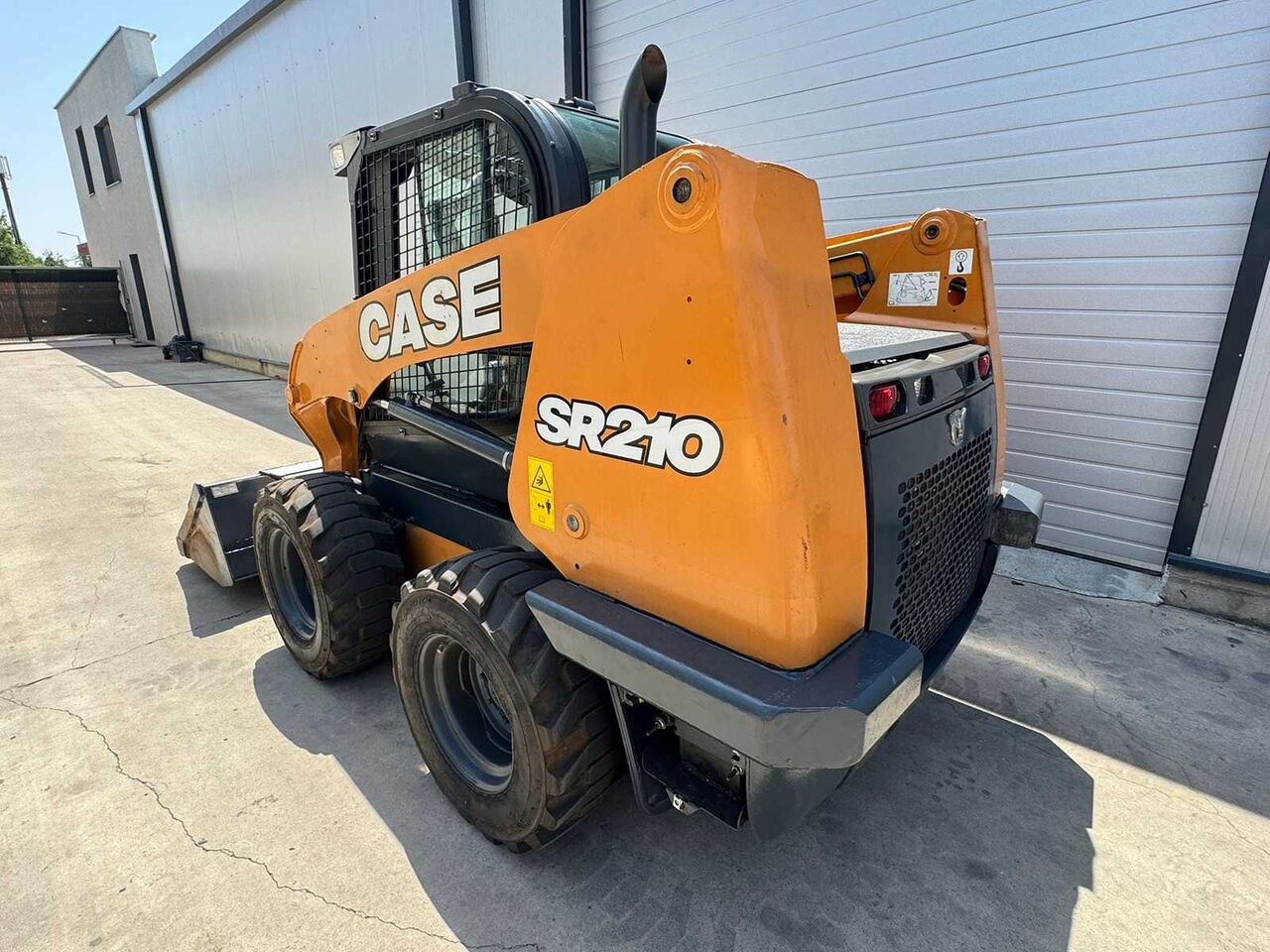 CASE SR210 COMPACT LOADER WITH RADIAL LIFT GEOMETRY - Deltalader: das Bild 5 CASE SR210 COMPACT LOADER WITH RADIAL LIFT GEOMETRY - Deltalader: das Bild 5