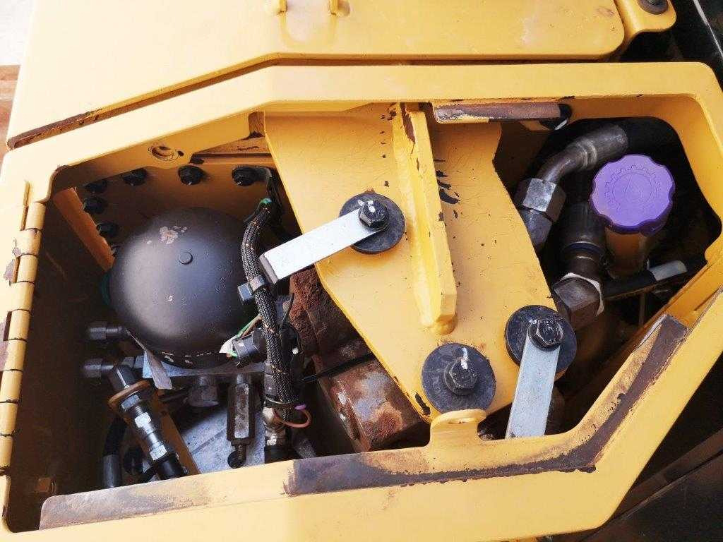 Bulldozer CATERPILLAR - 2015 - D6T LGP - BULLDOZER: das Bild 38 Bulldozer CATERPILLAR - 2015 - D6T LGP - BULLDOZER: das Bild 38
