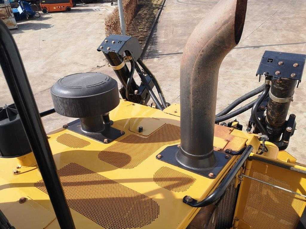 Bulldozer CATERPILLAR - 2015 - D6T LGP - BULLDOZER: das Bild 40 Bulldozer CATERPILLAR - 2015 - D6T LGP - BULLDOZER: das Bild 40