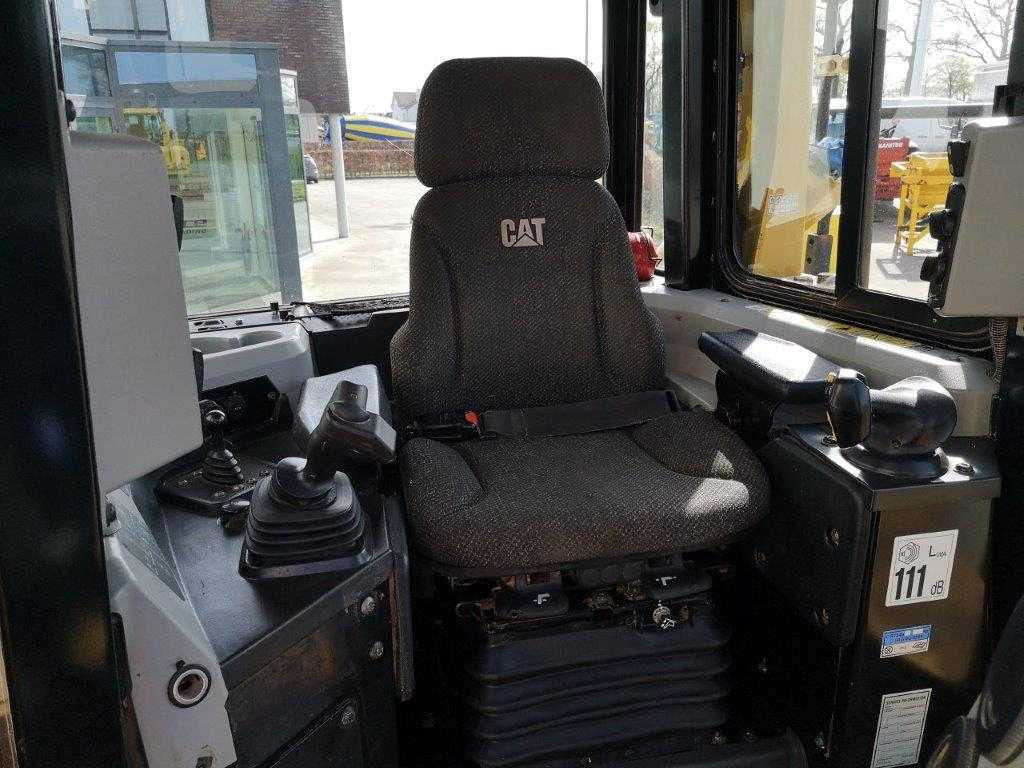 Bulldozer CATERPILLAR - 2015 - D6T LGP - BULLDOZER: das Bild 43 Bulldozer CATERPILLAR - 2015 - D6T LGP - BULLDOZER: das Bild 43