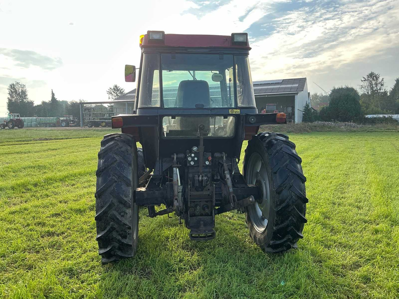 Case IH 845XL - Traktor: das Bild 4 Case IH 845XL - Traktor: das Bild 4