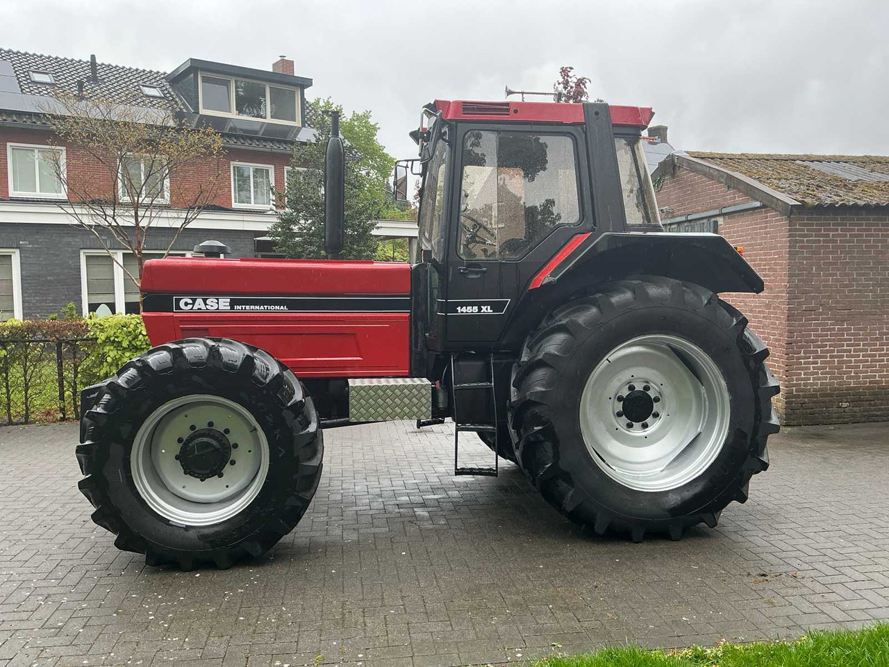 Case International 1455XL - Traktor: das Bild 2 Case International 1455XL - Traktor: das Bild 2