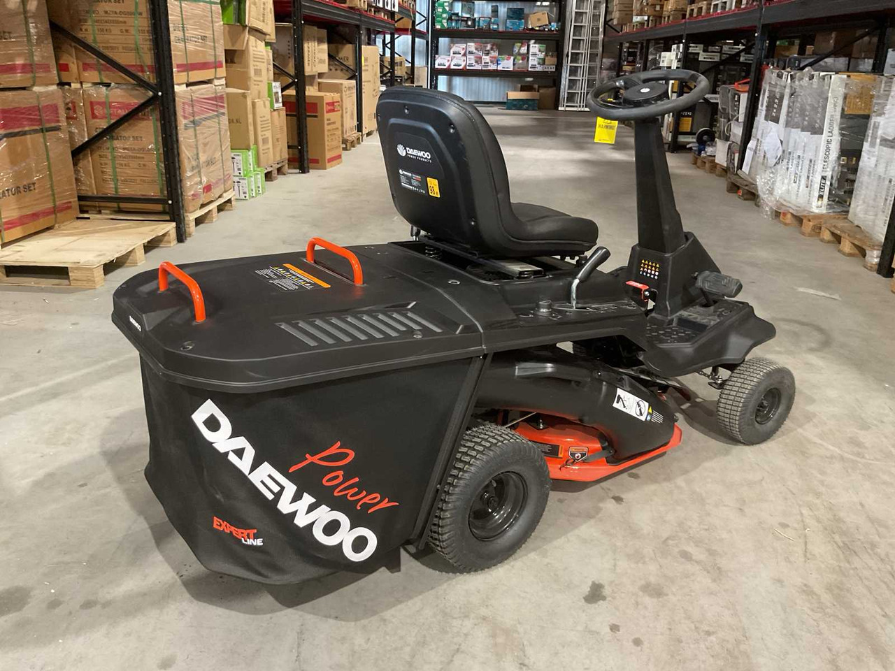 Daewoo DAXRM224 - Rasenmäher: das Bild 5 Daewoo DAXRM224 - Rasenmäher: das Bild 5