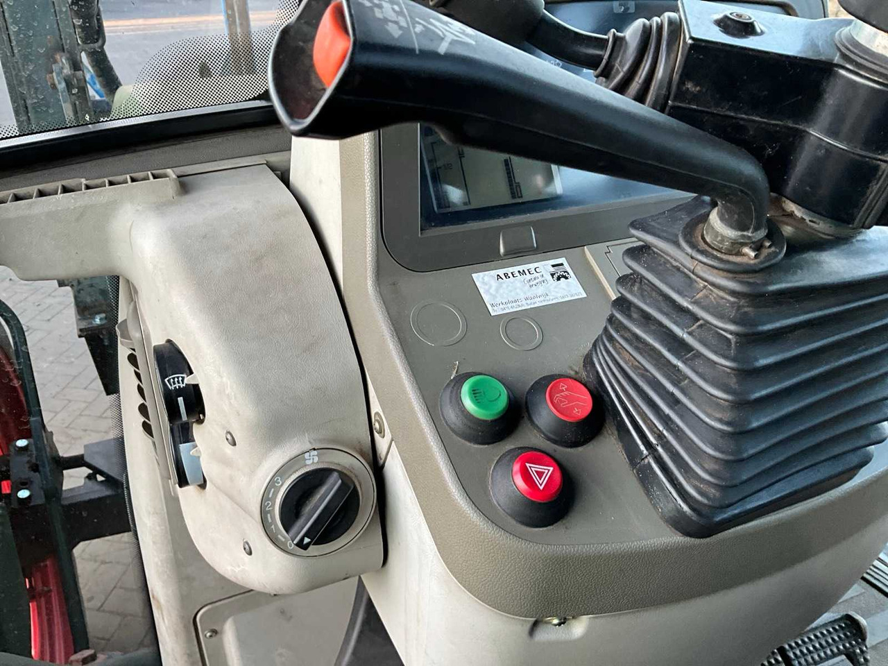 Traktor FENDT ALL-WHEEL DRIVE AGRICULTURAL TRACTOR (C): das Bild 23 Traktor FENDT ALL-WHEEL DRIVE AGRICULTURAL TRACTOR (C): das Bild 23