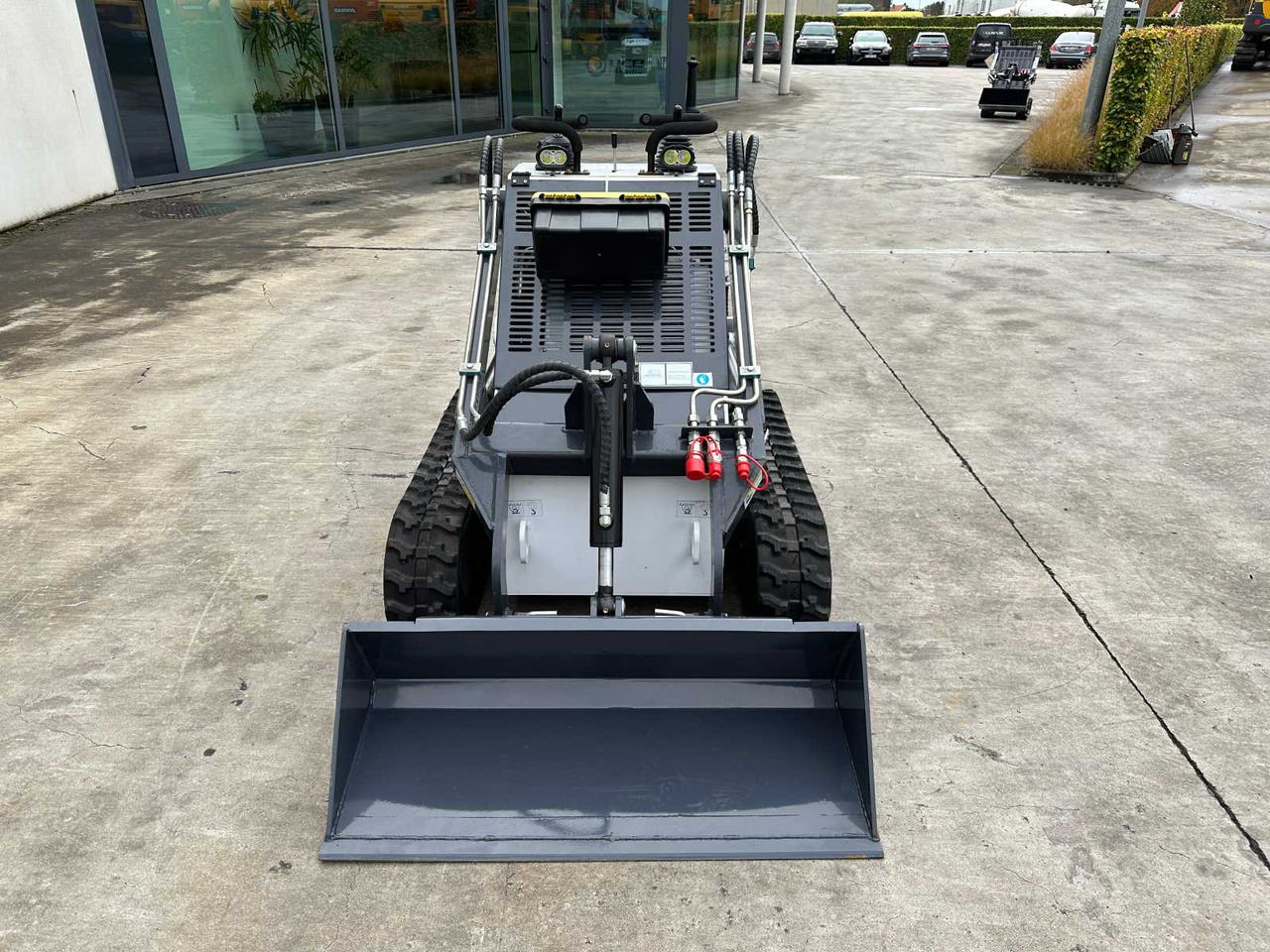 FF Industrial ME400 - Kompaktlader: das Bild 2 FF Industrial ME400 - Kompaktlader: das Bild 2