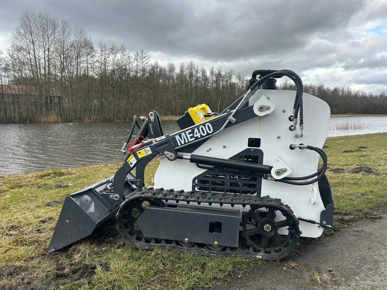 FF industrial ME400 - Radlader: das Bild 3 FF industrial ME400 - Radlader: das Bild 3