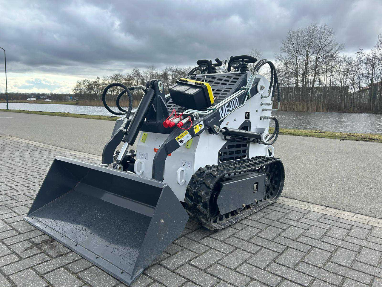 FF industrial ME400 - Radlader: das Bild 1 FF industrial ME400 - Radlader: das Bild 1