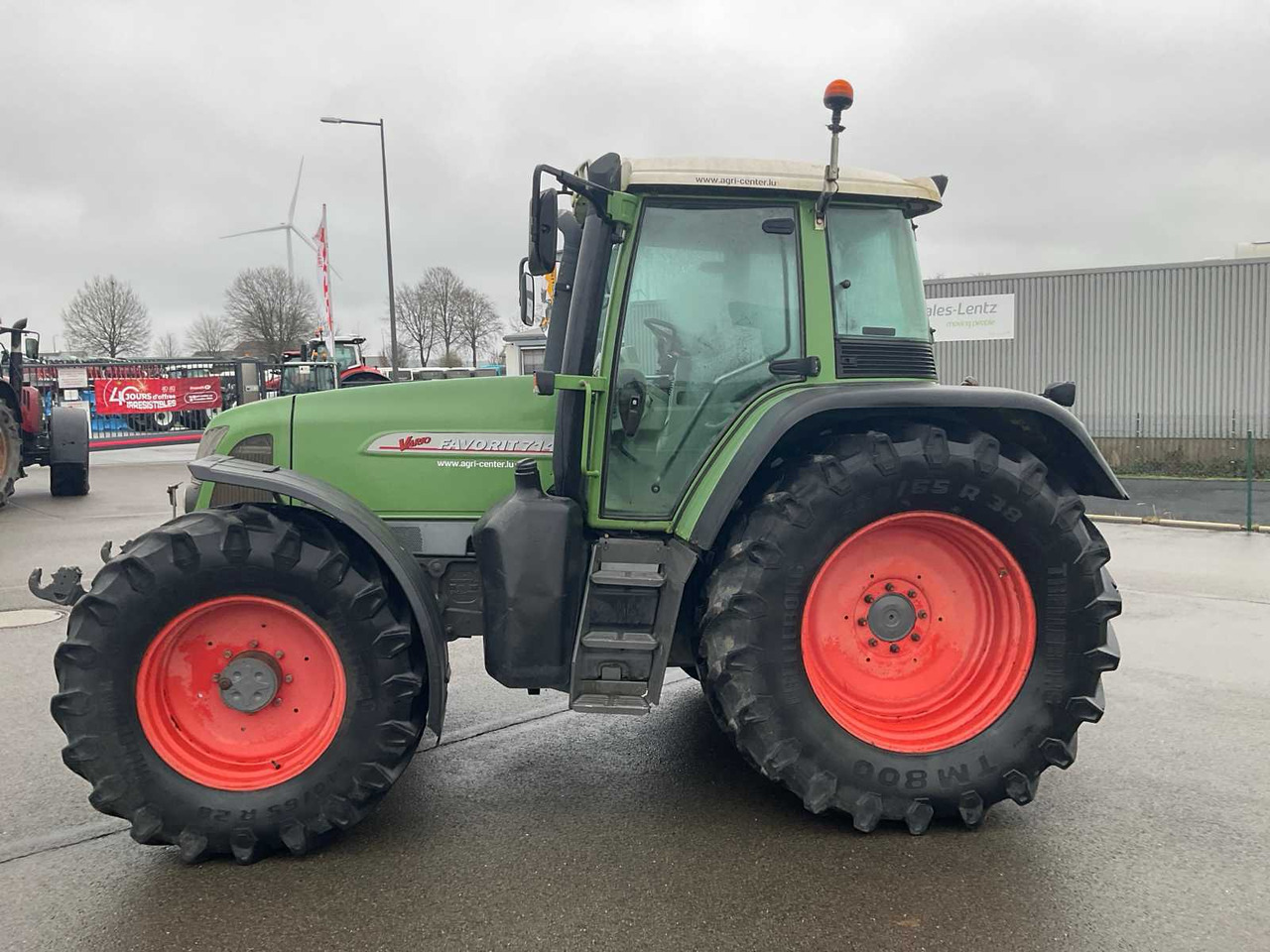 Fendt 714 - Traktor: das Bild 2 Fendt 714 - Traktor: das Bild 2
