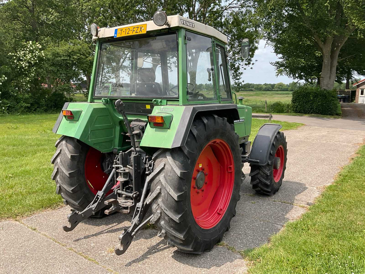 Fendt Farmer 309LS Turbomatik - Traktor: das Bild 3 Fendt Farmer 309LS Turbomatik - Traktor: das Bild 3