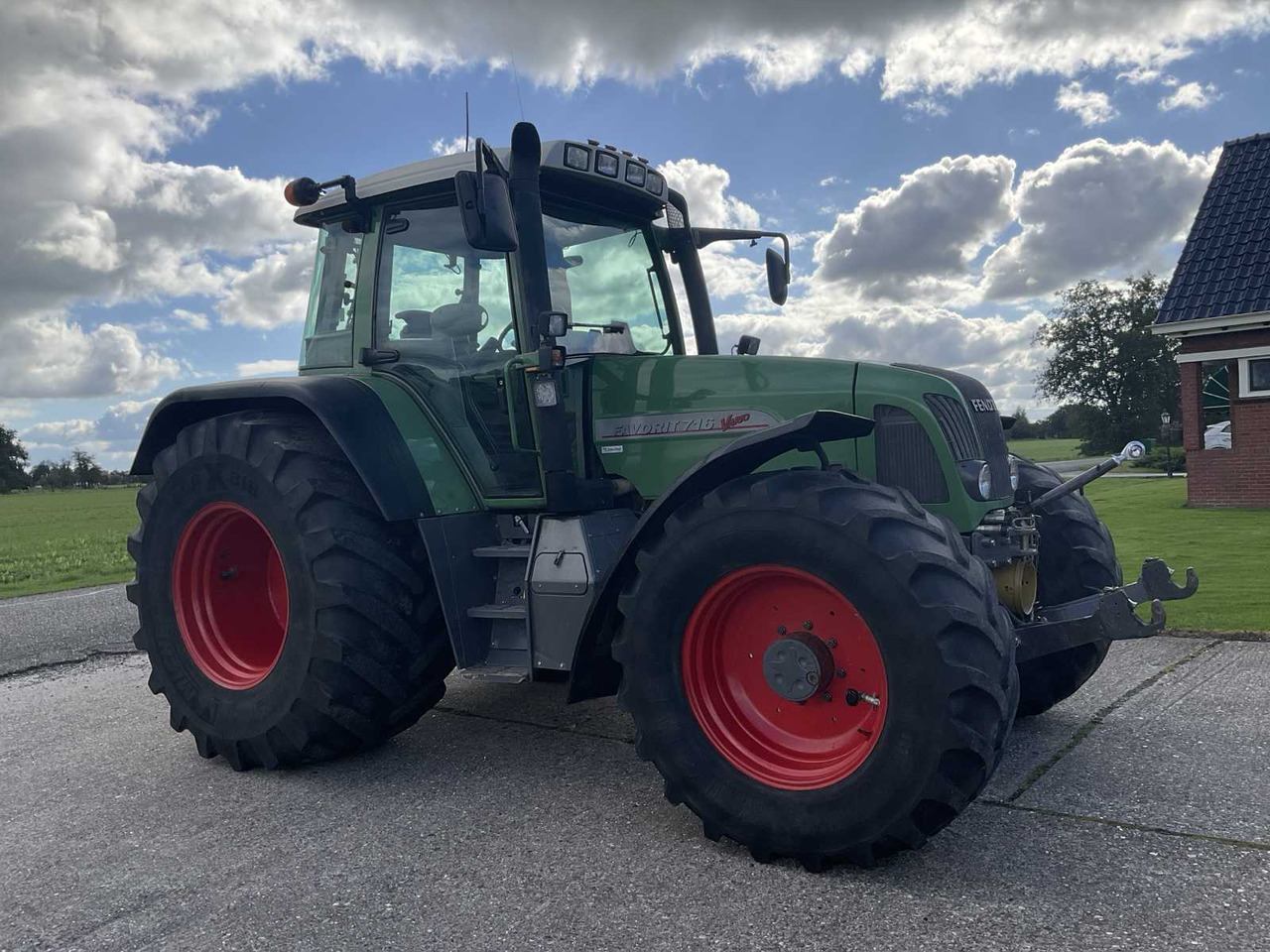Fendt Vario 716 - Traktor: das Bild 4 Fendt Vario 716 - Traktor: das Bild 4