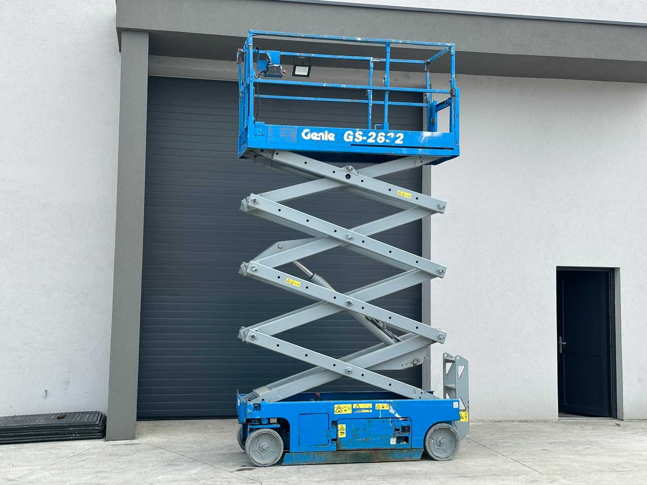 GENIE - GS-2632 - AERIAL WORK PLATFORMS - 2010 - Arbeitsbühne: das Bild 1 GENIE - GS-2632 - AERIAL WORK PLATFORMS - 2010 - Arbeitsbühne: das Bild 1