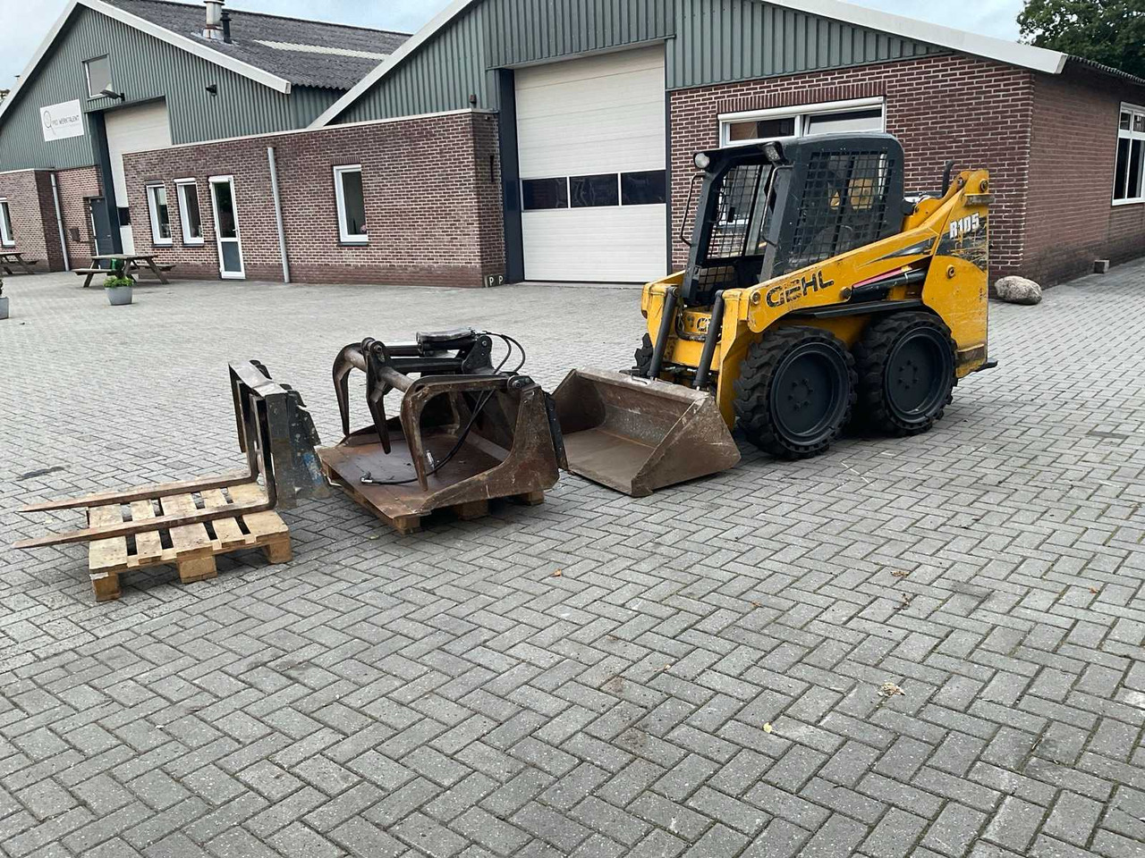 Gehl R105 - Kompaktlader: das Bild 1 Gehl R105 - Kompaktlader: das Bild 1