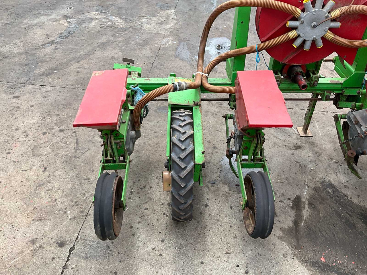 Hassia Corn Planting Machine - Sätechnik: das Bild 5 Hassia Corn Planting Machine - Sätechnik: das Bild 5