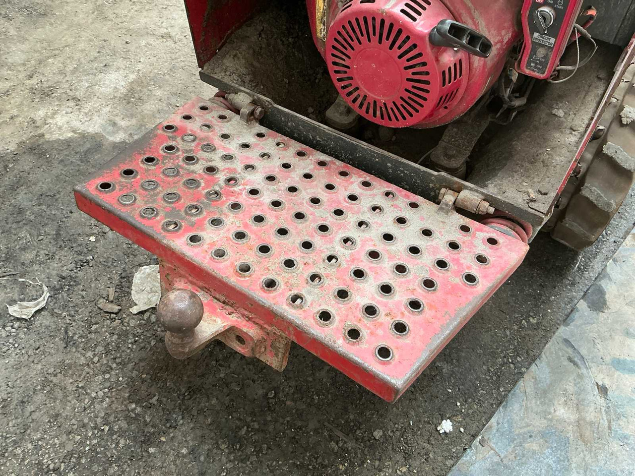 Hinowa Kit A - Muldenkipper/ Dumper: das Bild 4 Hinowa Kit A - Muldenkipper/ Dumper: das Bild 4